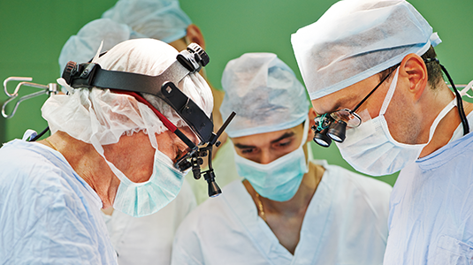 cancer surgeon cancer specialist surgical cancer